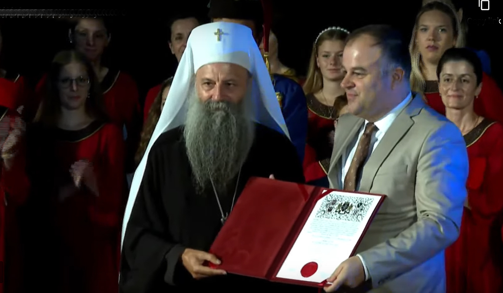 ТВ ХРАМ: Патријарху Порфирију додељена Светостефанска повеља града Херцег Новог