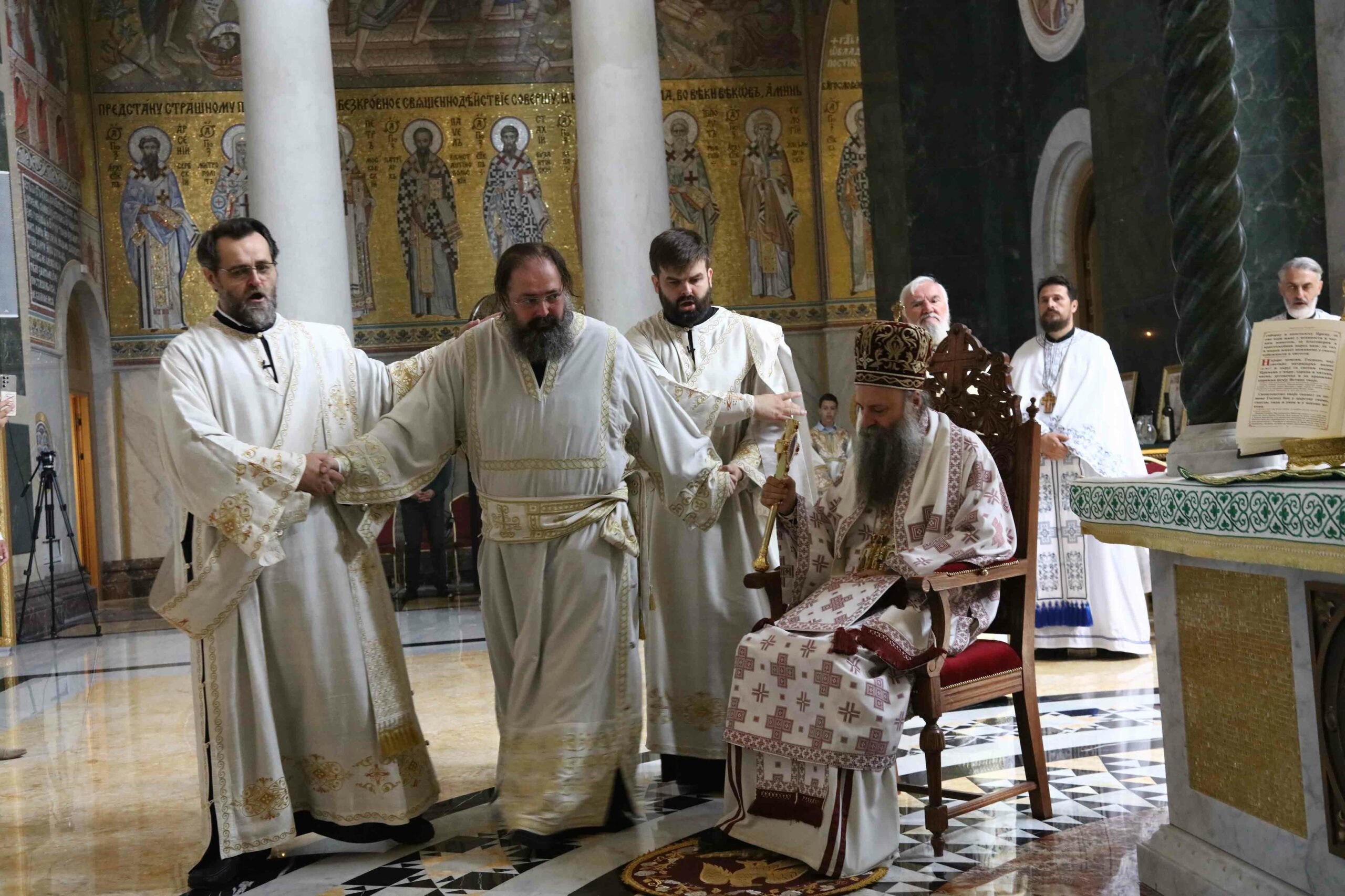 Η εις Διάκονον Χειροτονία του Επίκουρου Καθηγητή Δρ Ντράγκαν Κάραν