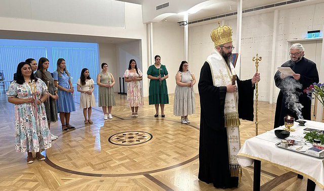 Владика Силуан посетио Колеџ Светог Саве