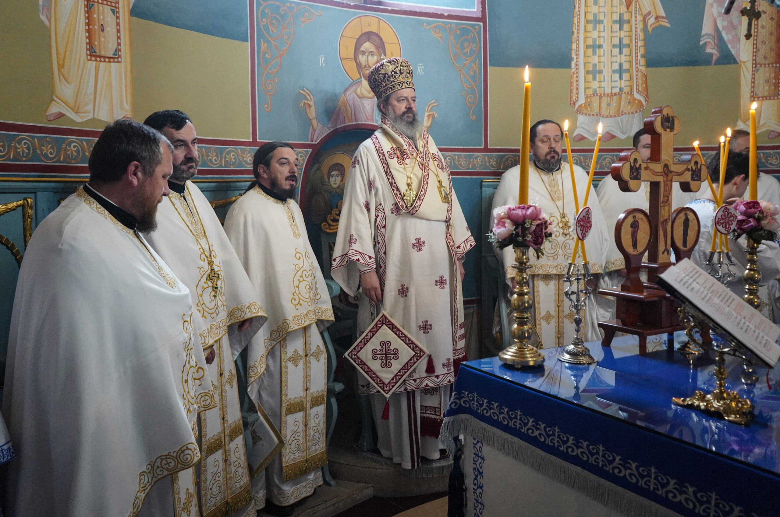Јовањдан у Ваљеву: Архијерејска Литургија и слава епископа Исихија