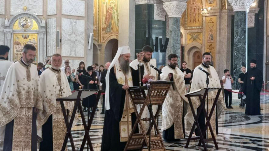 Патријарх Порфирије служио парастос у храму Светог Саве на Врачару