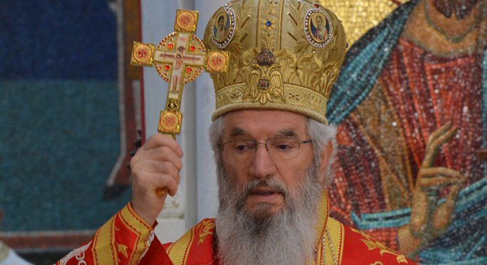 Беседа Владике шумадијског Јована на опелу пострадалима у Дубони