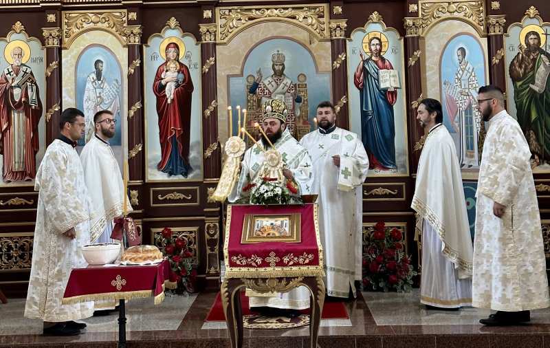 Педесетница - храмовна слава у Винковцима