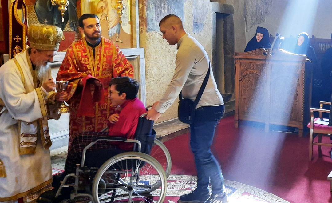 Владика Атанасије: Читајмо свето Јеванђеље да бисмо овај свет уредили по логици царства љубави Христове