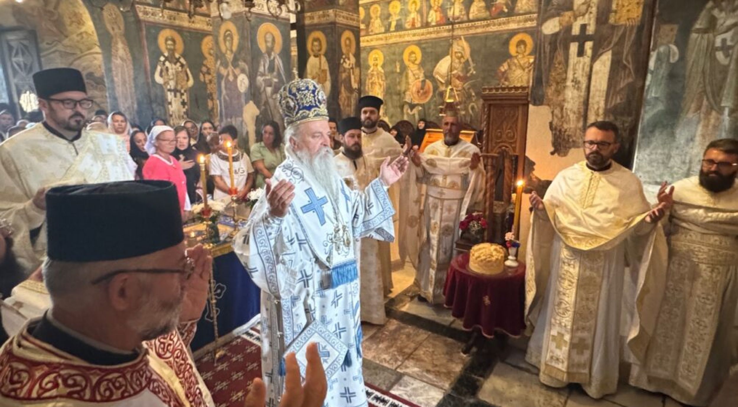 Велика Госпојина свечано прослављена у манастиру Грачаници