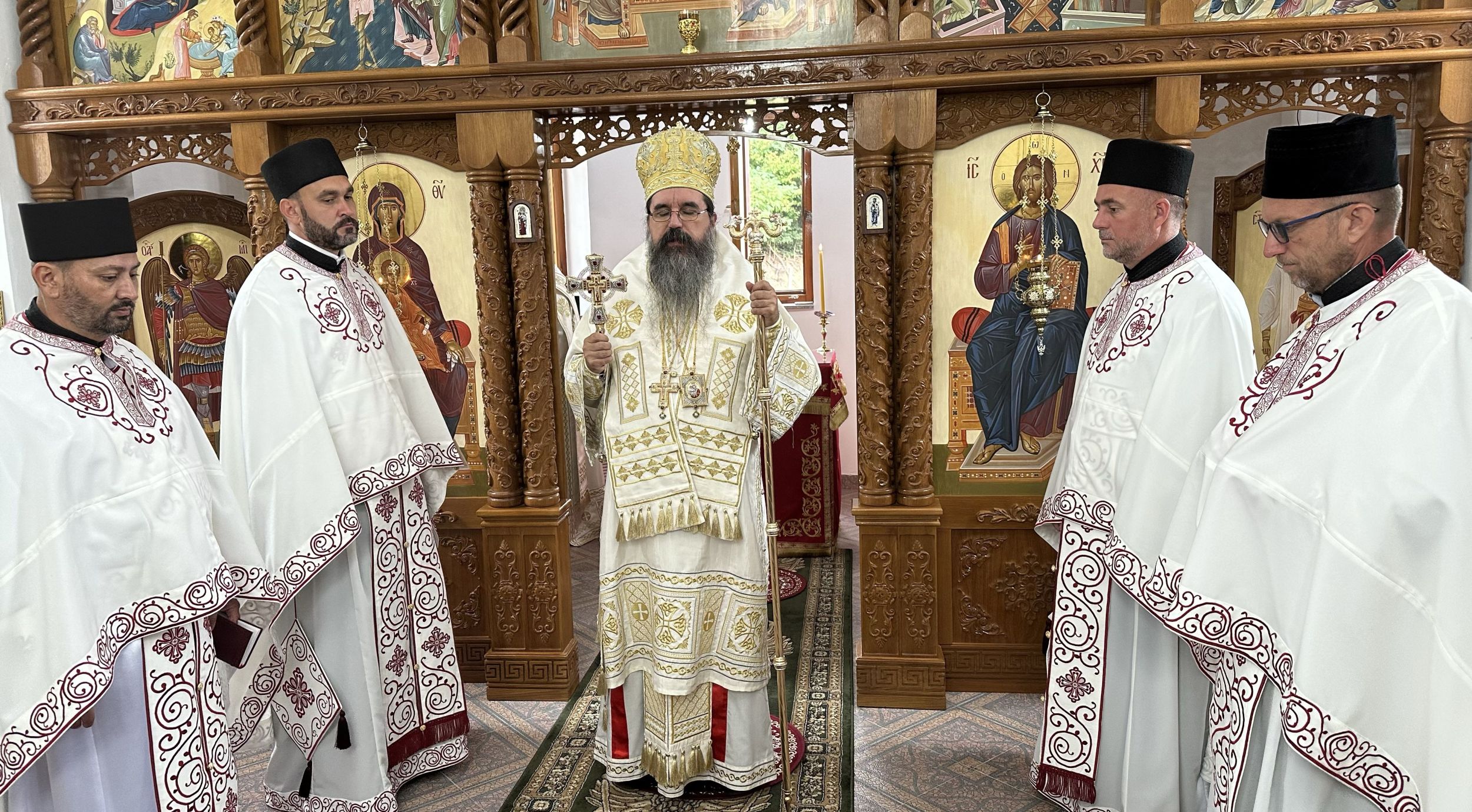 Епископ Јеротеј: Почасним чиновима у Цркви се вежбамо смирењу и послушању