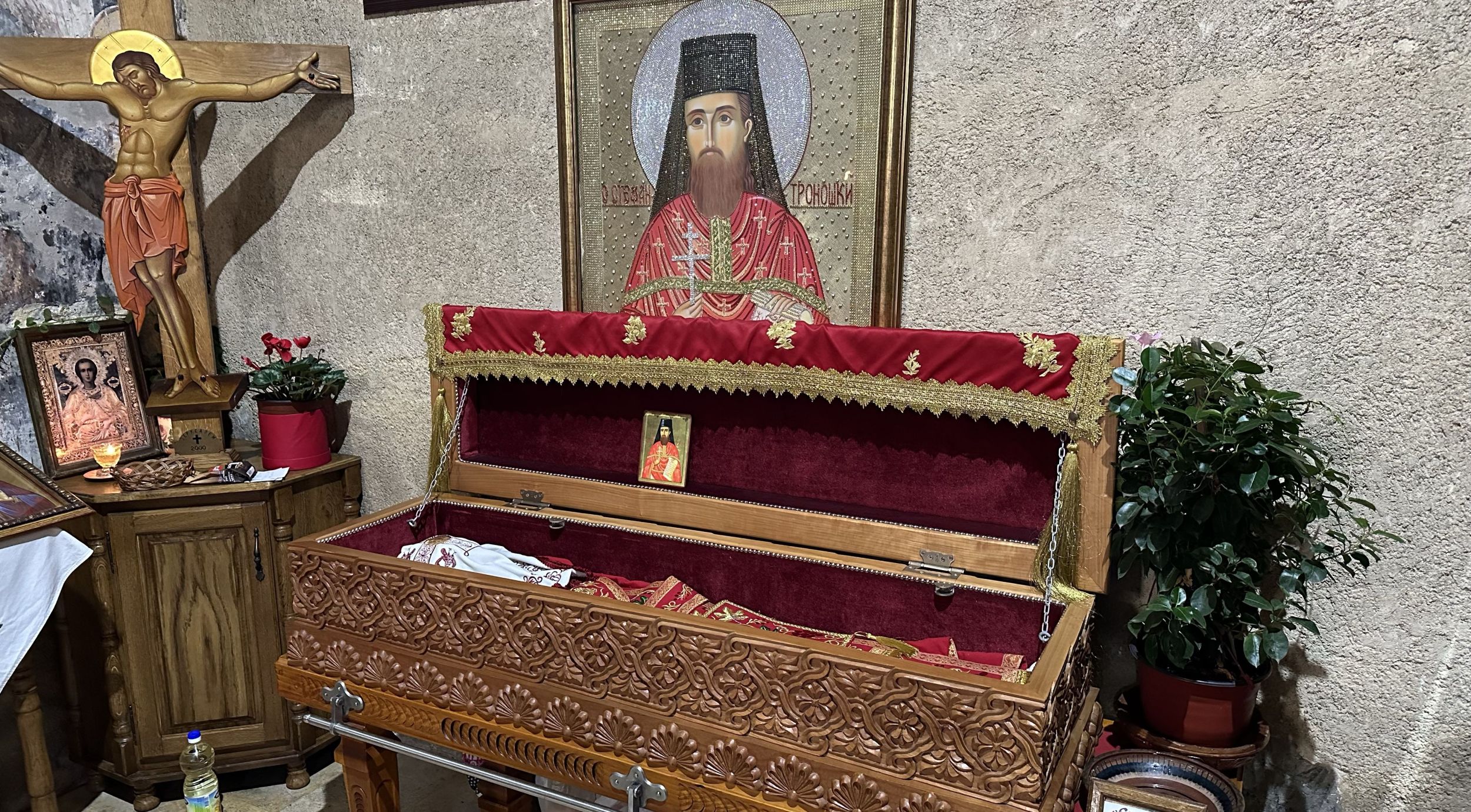 Литургијска прослава празника Светог Стефана Троношког