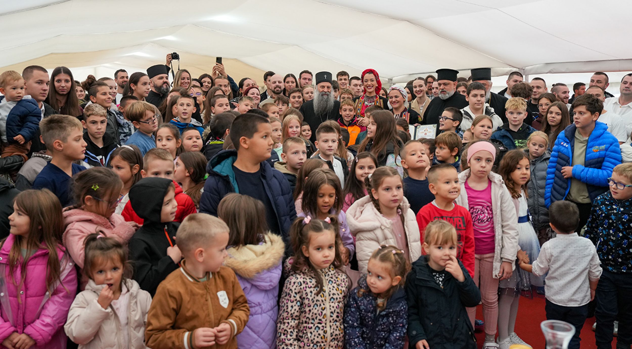 Патријарх српски Порфирије служио чин освећења храма Свете браће Кирила и Методија у Марибору