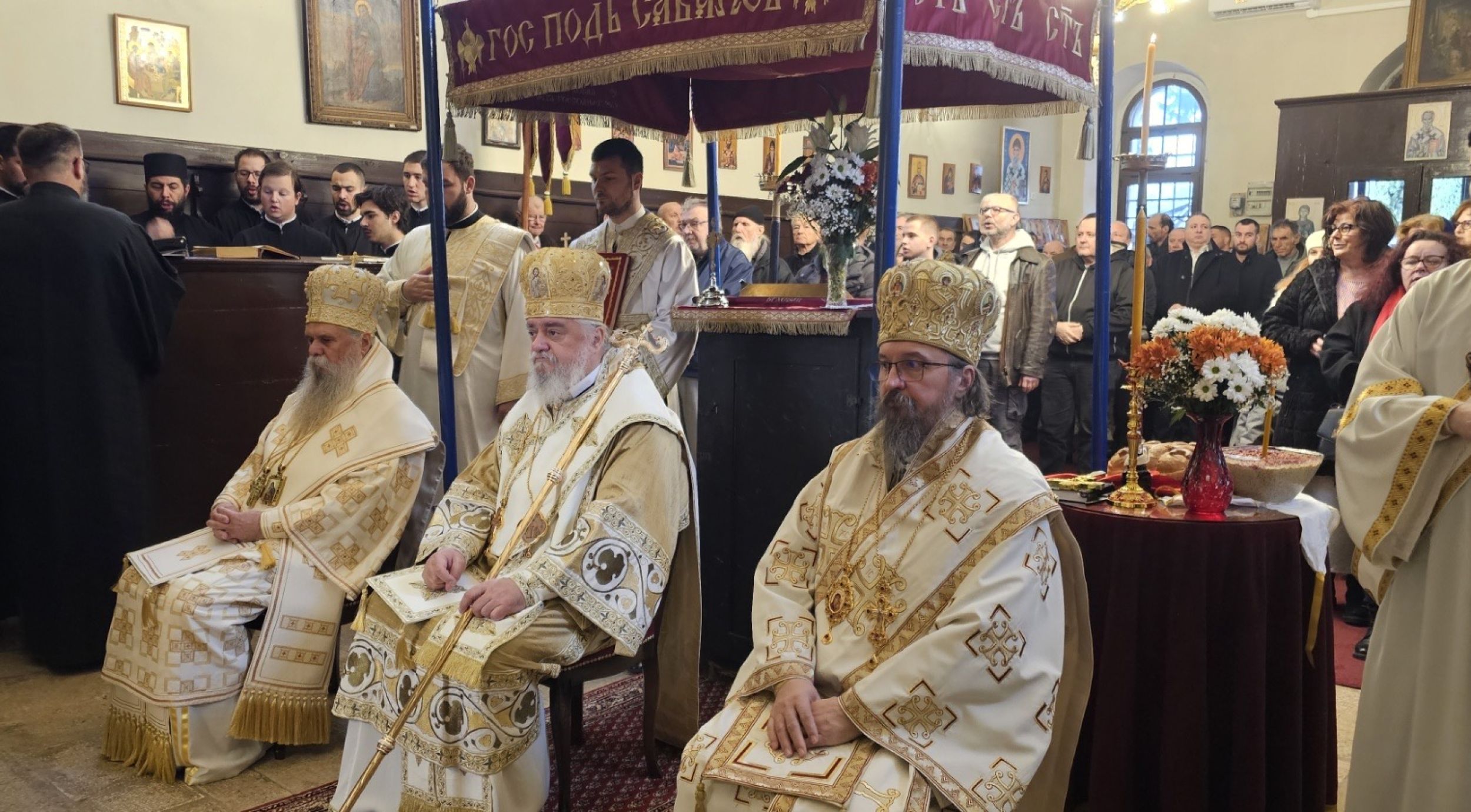 Прослављен празник Светог Спиридона у Пероју