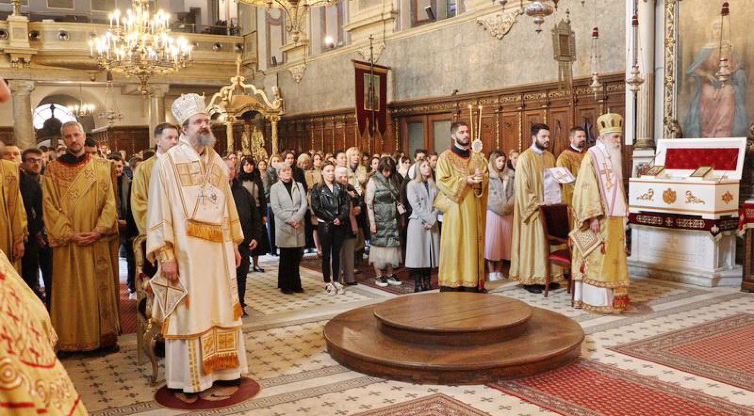 Архијереји Иринеј и Тихон у Крстопоклону недељу богослужили у Новом Саду