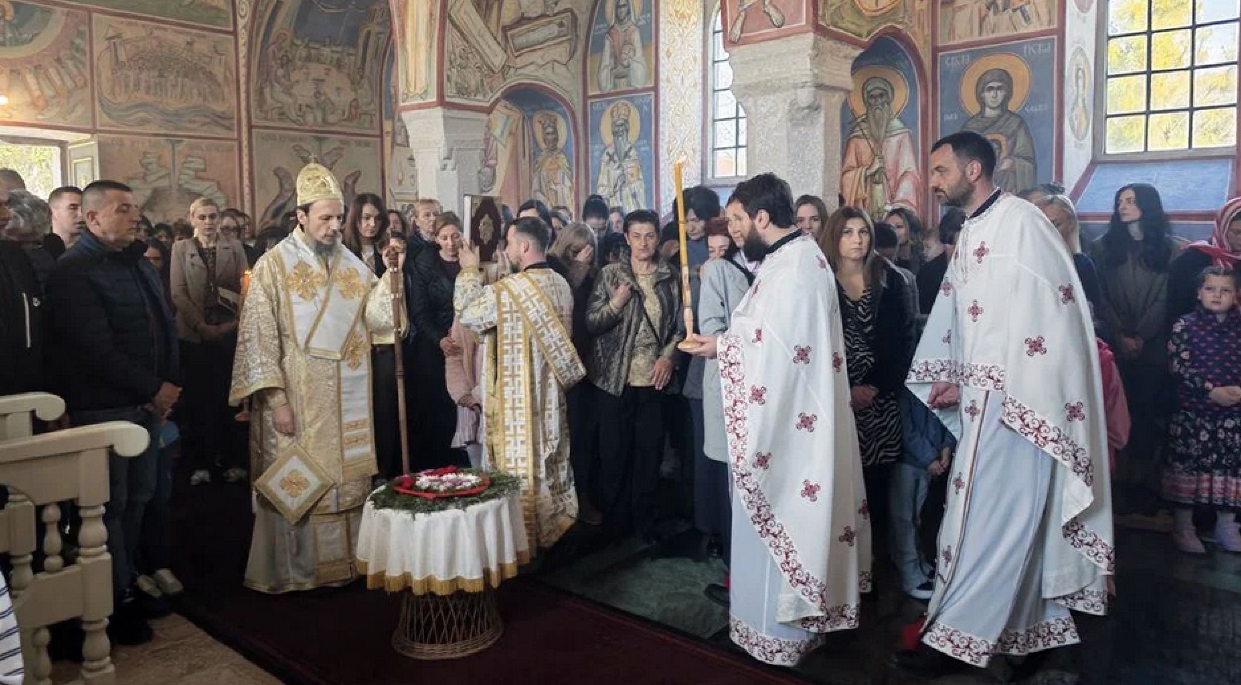 Крстопоклона недеља у Љубињу