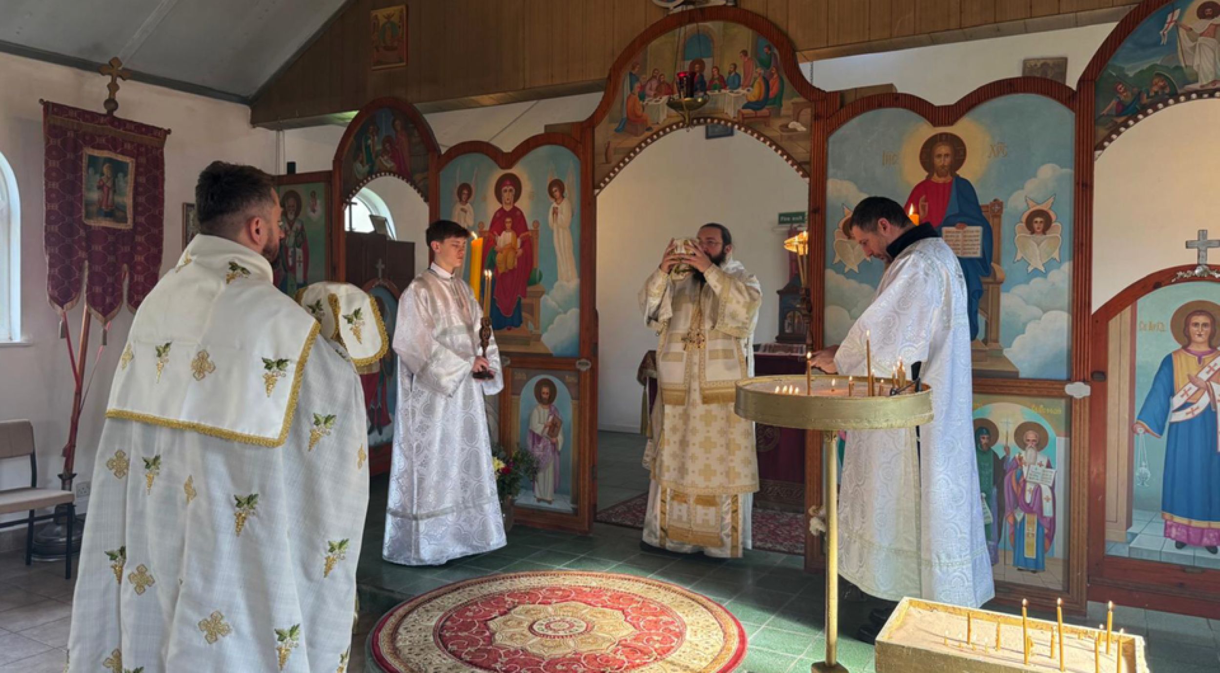 Владика Нектарије у Крстопоклону недељу богослужио у Телфорду