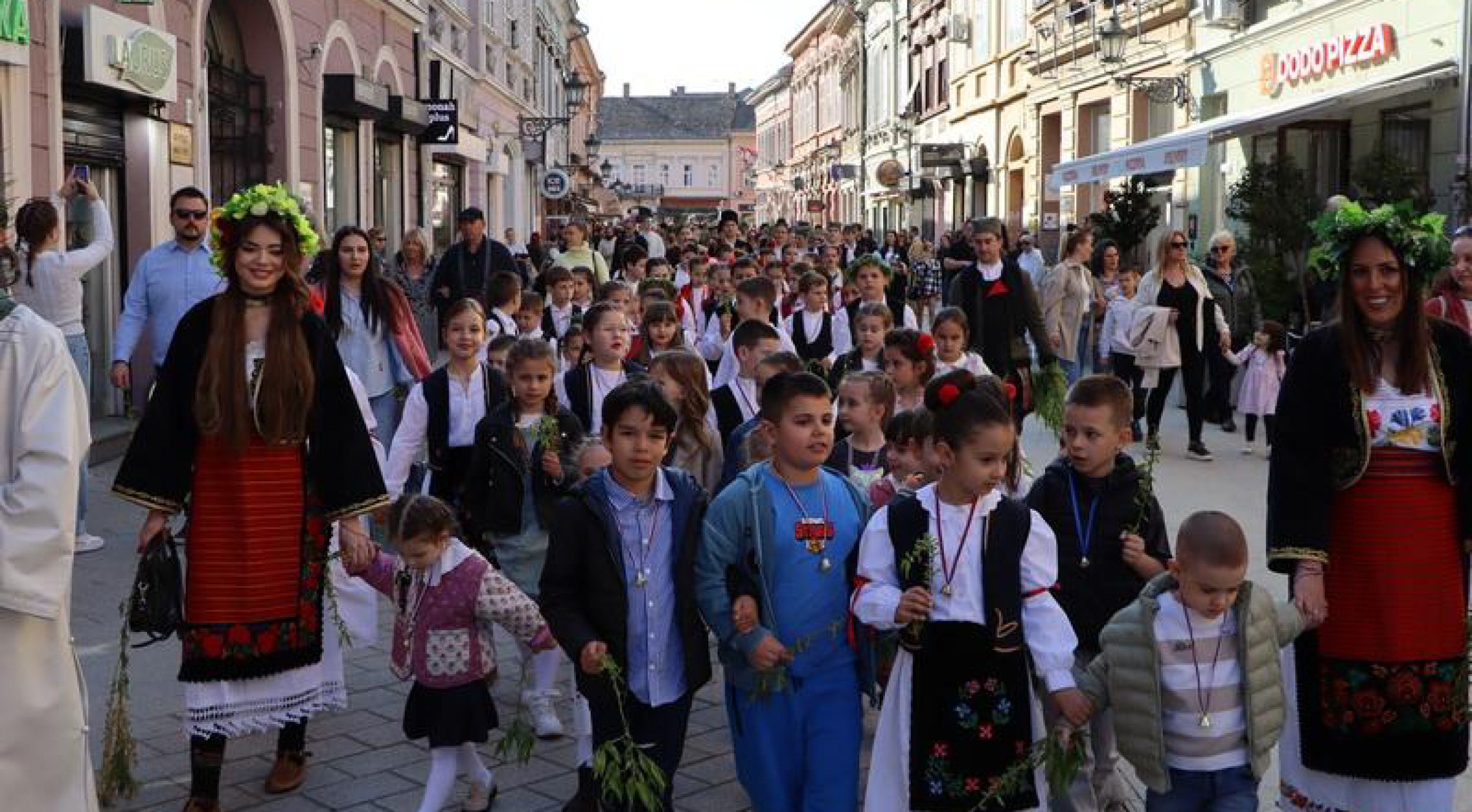 Лазарева субота и Цвети у Саборном новосадском храму