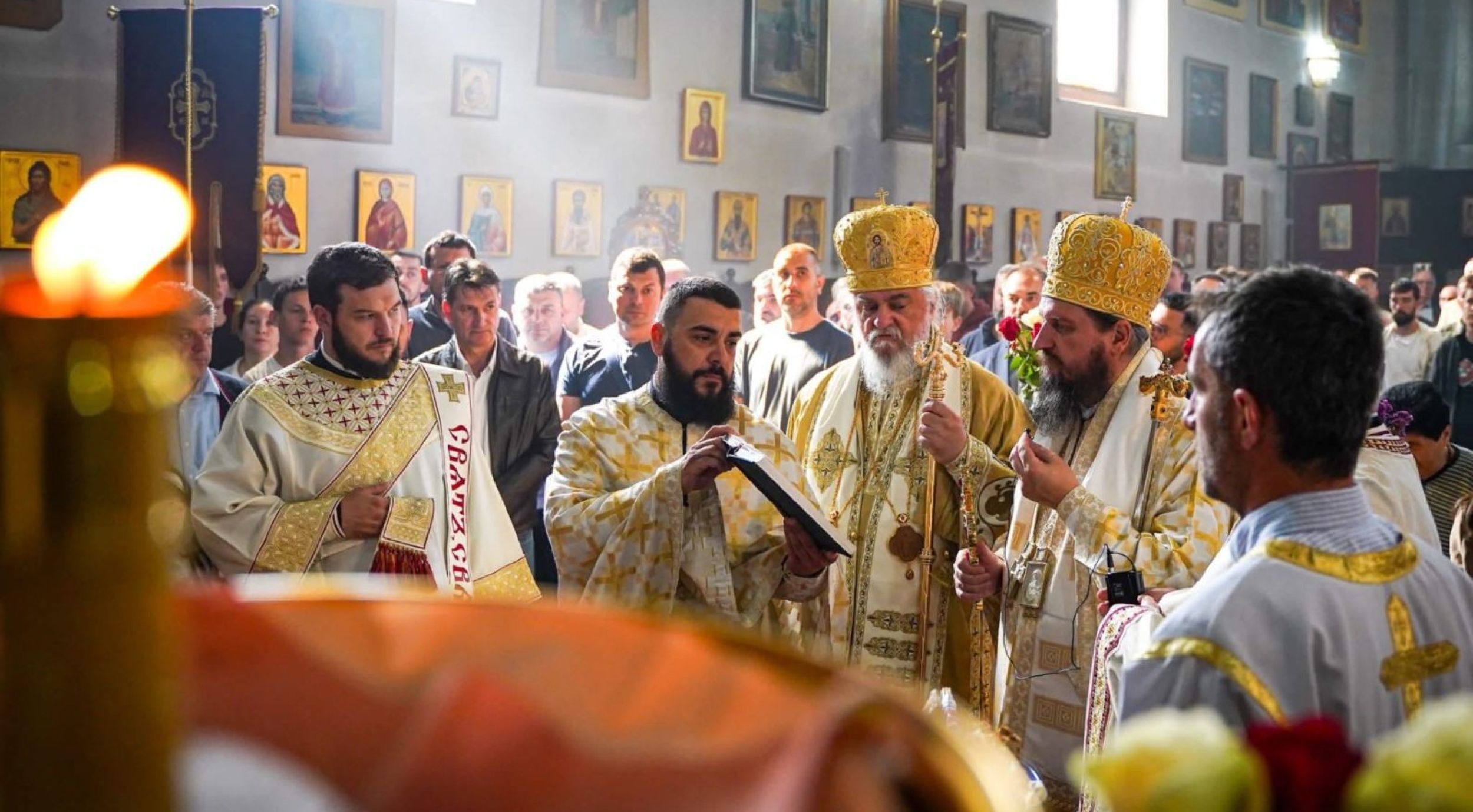 Архијереји Сергије и Кирило служили свету Литургију у Копру